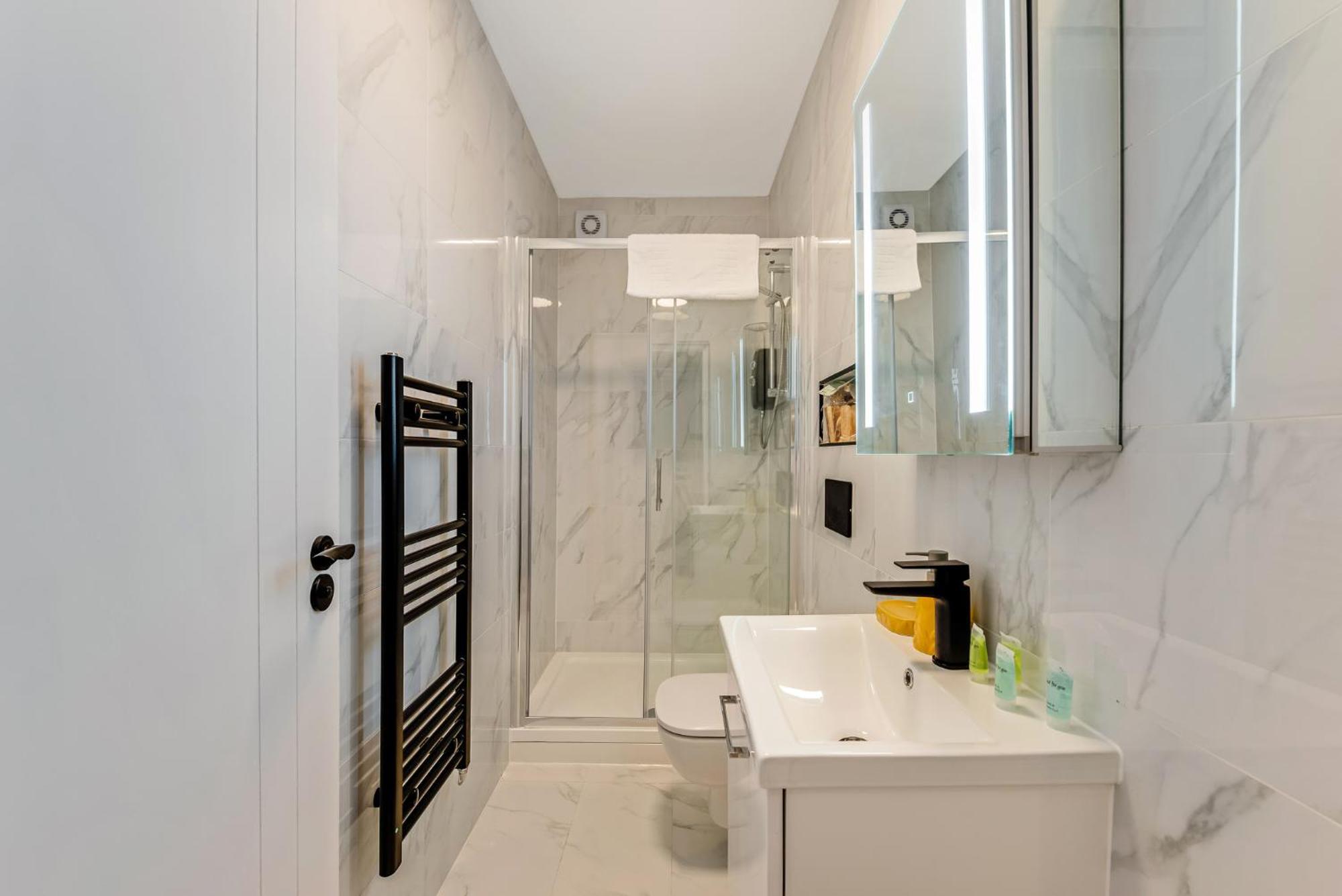 Lavish - 5 Minutes From Tottenham Stadium Spurs *